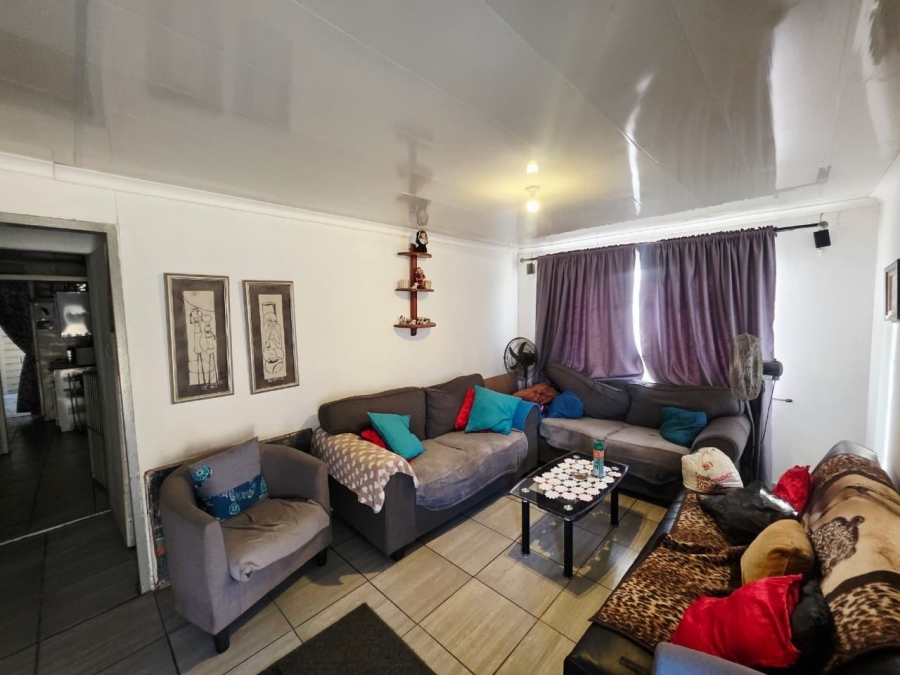 4 Bedroom Property for Sale in Oos Einde North West